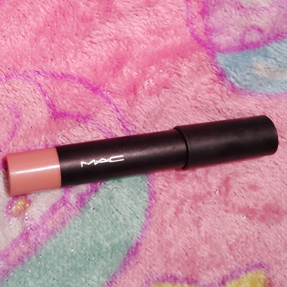 MAC Cosmetics PatentPolish Lip Pencil